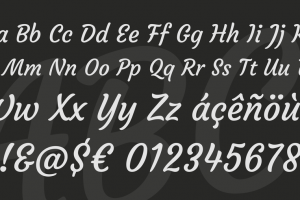 Courgette Regular Font